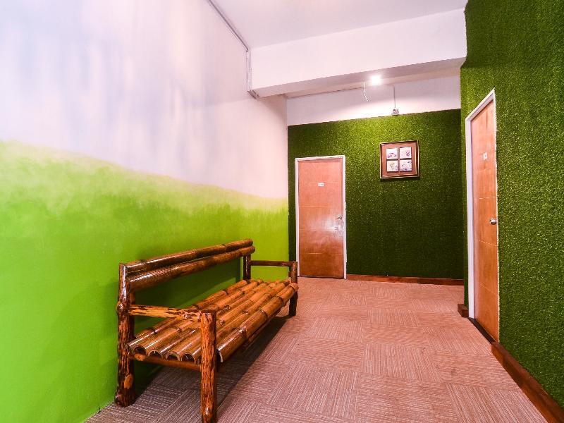 Oyo 1119 Memoire Express Hotel Kuching Zewnętrze zdjęcie