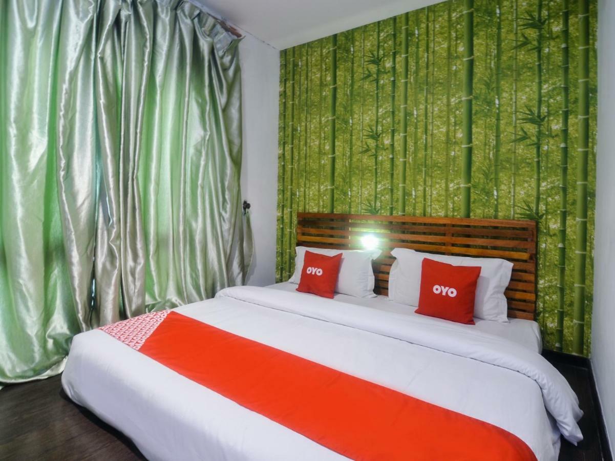 Oyo 1119 Memoire Express Hotel Kuching Zewnętrze zdjęcie